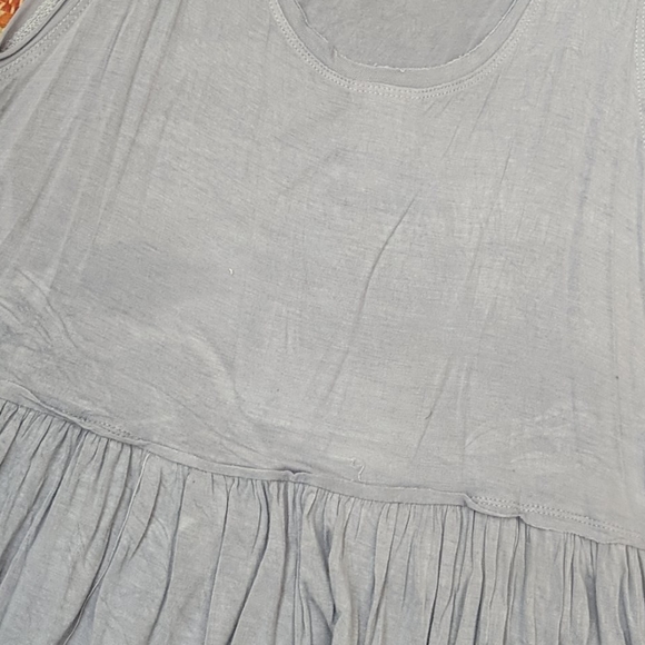 Flowy Tank - Picture 3 of 4